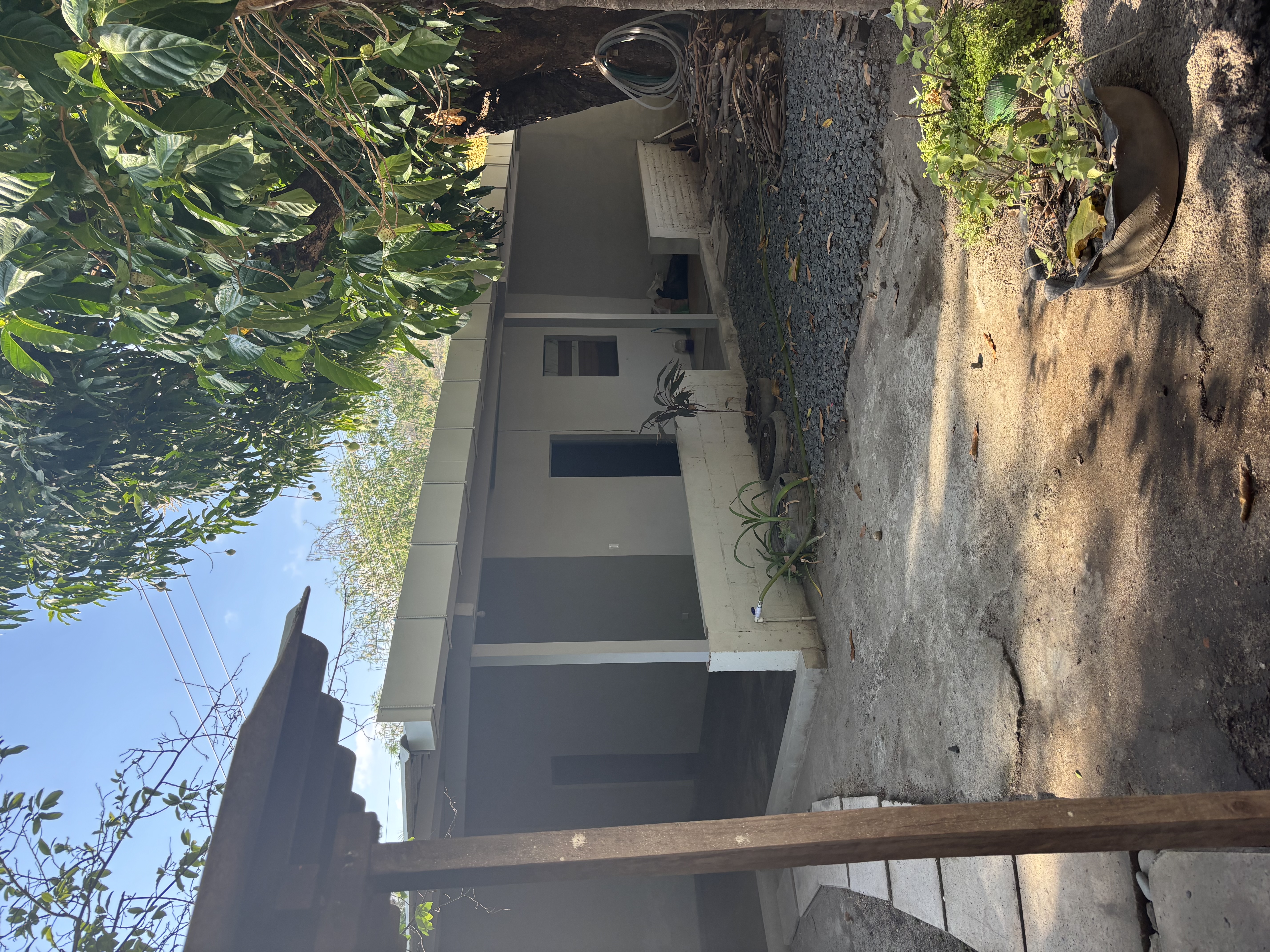 Private Covered Garage and Property Exterior – Oceanfrontsunsetvilla, La Libertad El Salvador